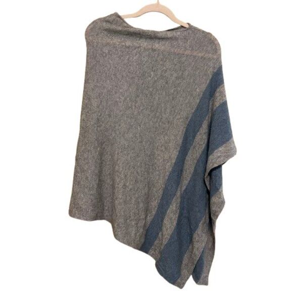 Celeste Poncho Shawl One Size Wool Cashmere Gray Blue Stripe Lightweight Classic - Picture 1 of 5
